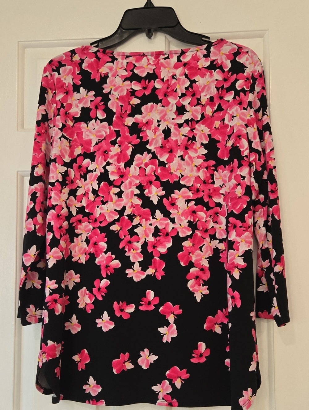 Calvin Klein Black Pink Floral Top Size M  3/4 Sleeve - Picture 6 of 7
